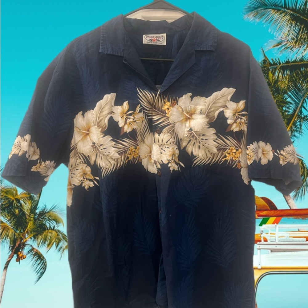 Vintage pacific legend Hawaiian shirt size L made in USA Hawaii.